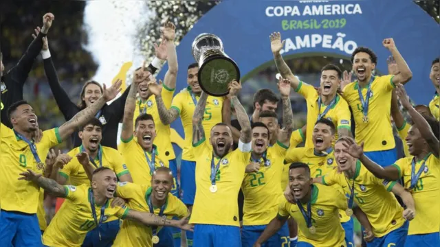 Imagem ilustrativa da notícia SBT confirma transmissão da Copa América em junho