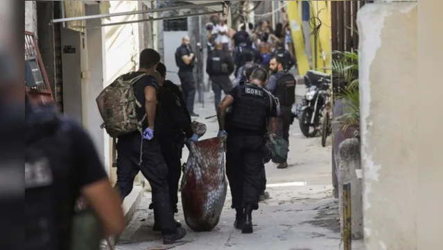 Imagem ilustrativa da notícia PGR pede explicação sobre operação com 25 mortos no Rio