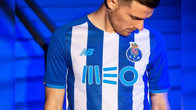 Imagem ilustrativa da notícia Vídeo: Bicolor português, Porto apresenta uniforme novo