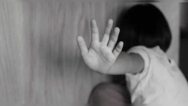 Imagem ilustrativa da notícia Homem é preso por filmar estupros de crianças no RJ