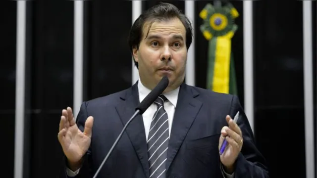 Imagem ilustrativa da notícia DEM expulsa Rodrigo Maia após xingamentos a ACM Neto