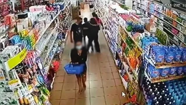 Imagem ilustrativa da notícia Sargento apalpa seios de menina em supermercado e é preso