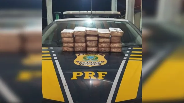 Imagem ilustrativa da notícia PRF apreende 20,5 kg de pasta base de cocaína