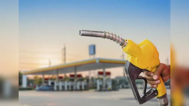 Imagem ilustrativa da notícia Preço da gasolina e diesel será reduzido amanhã