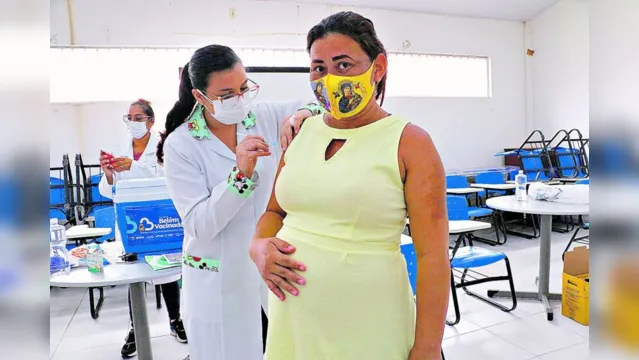 Imagem ilustrativa da notícia Belém vacina pessoas com comorbidades entre 48 e 51 anos