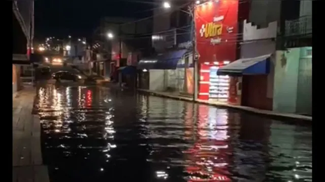 Imagem ilustrativa da notícia Enchentes deixam Oriximiná debaixo d'água; veja o vídeo!