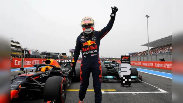 Imagem ilustrativa da notícia Max Verstappen vence GP da França e lidera Fórmula 1