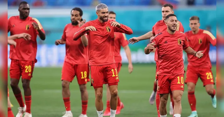 Imagem ilustrativa da notícia Bélgica X Rússia estreiam após susto na Eurocopa