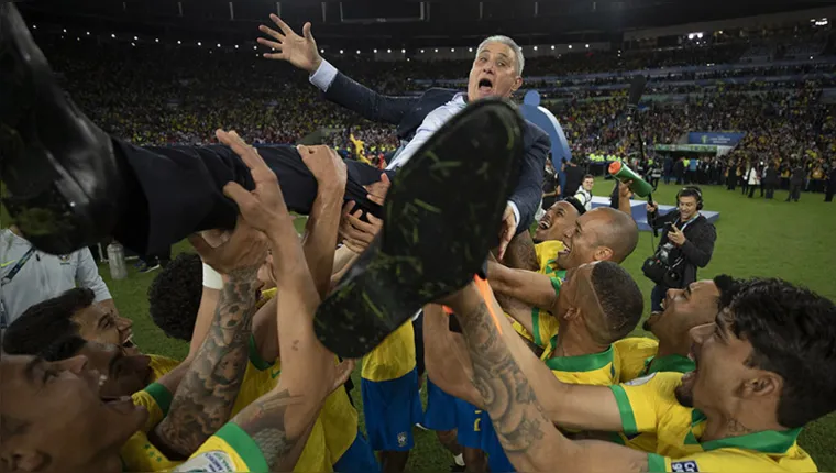 Imagem ilustrativa da notícia Após
Conmebol agradecer, governo Bolsonaro não confirma Copa