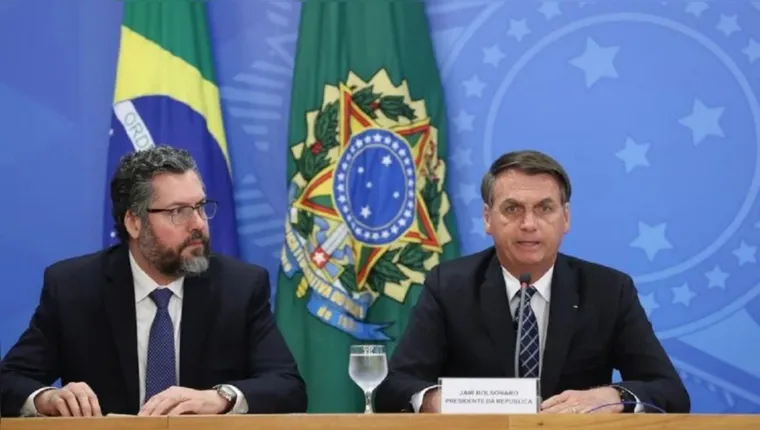Imagem ilustrativa da notícia Governo Bolsonaro tentou obter cloroquina 84 vezes