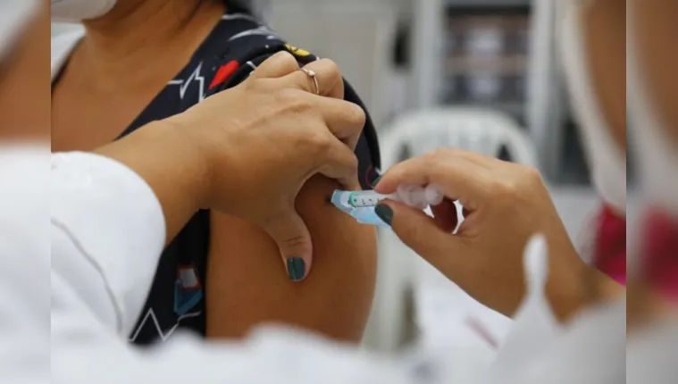 Imagem ilustrativa da notícia Paraenses acima de 18 serão vacinados até setembro deste ano