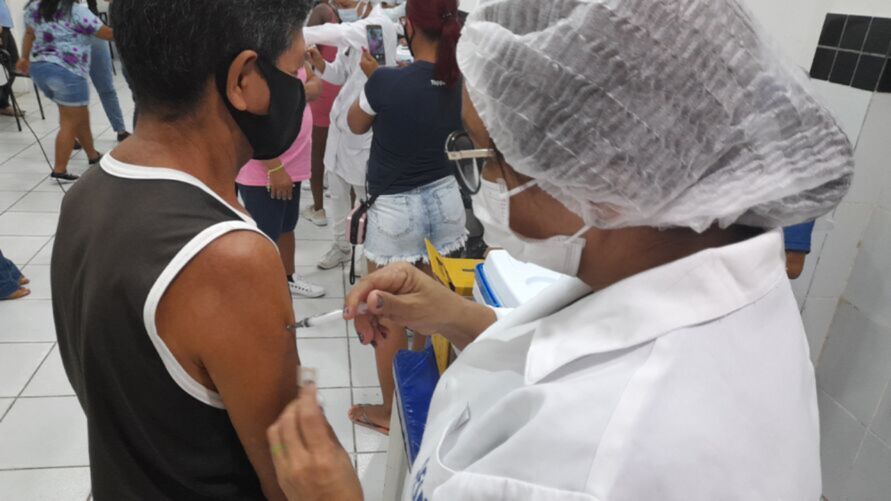 São esperadas 7 mil pessoas para serem vacinadas nesta São esperadas 7 mil pessoas para serem vacinadas nesta