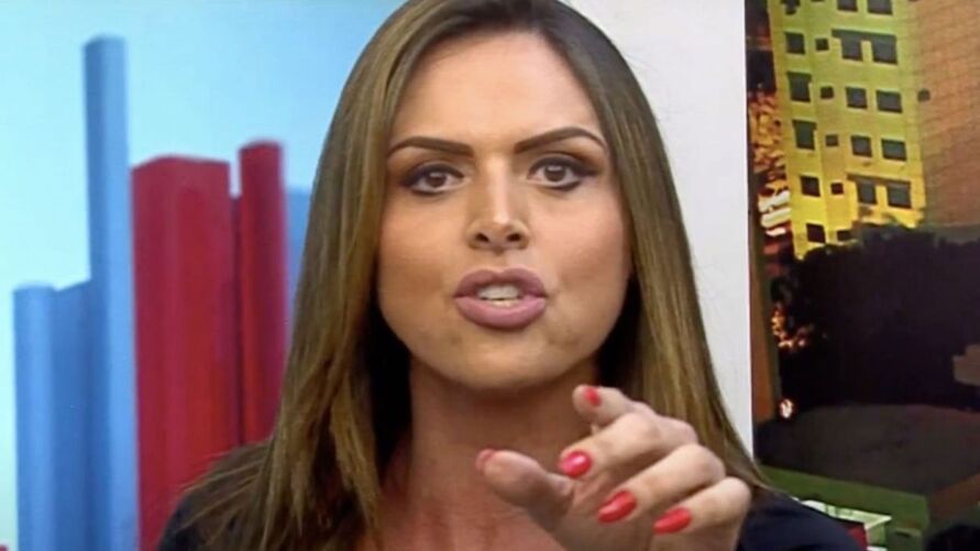 A apresentadora foi afastada do comando do Cidade Alerta por tempo indeterminado. A apresentadora foi afastada do comando do Cidade Alerta por tempo indeterminado.