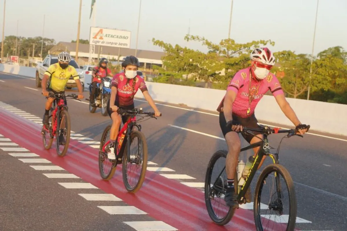 Imagem ilustrativa da notícia Ciclistas
comemoram ciclofaixa na Rodovia Transamazônica