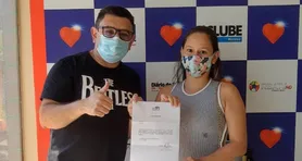 A ouvinte Tamires Gomes Pereira atendeu o telefonema corretamente e ganhou R$ 200,00 da promoção Brasil Rural na programação da rádio FM 91