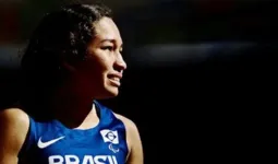 De Terra Santa, no Pará, para o mundo dos esportes, Jhulia Karol tenta sua 2ª medalha paralimpica no atletismo.