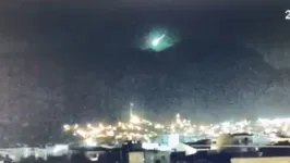 Imagem ilustrativa da notícia Turquia registra explosão no céu causada por meteoro
