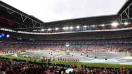 Estádio de Wembley recebeu mais de 65 mil torcedores para a final da Eurocopa

