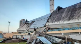 Parte da estrutura do Estádio Frei Epifânio desabou durante partida da Série D