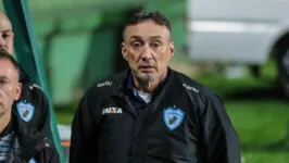 Técnico estava no Londrina