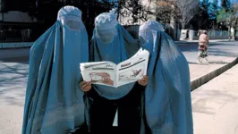 Imagem ilustrativa da notícia Taleban diz que mulheres poderão trabalhar após retomada