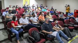 Reunião contou com a presença de competidores, jornalistas e organizadores.