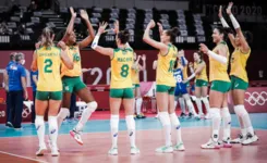 Seleção feminina estreia com vitória sobre a Coréia do Sul por 3 sets a 0 (25/10, 25/22 e 25/19), na Ariake Arena, no Japão. 
