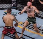 Mc Gregor quebrou a perna ao pisar em falso no final do primeiro round contra Poirier.