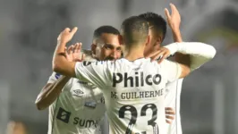 O time venceu o Libertad com m gol contra marcado pelos adversários nos acréscimos do jogo