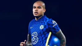 Kenedy chega ao Flamengo para jogar Campeonato Brasileiro e Libertadores