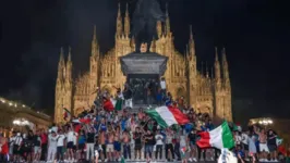 Comemorações na Piazza del Duomo, centro de Milão