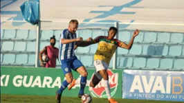 O zagueiro Alemão é um dos desfalques do time catarinense.