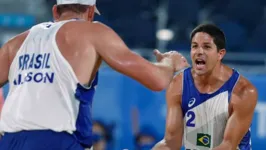 Alison e Álvaro avançam para as quartas de final das Olimpíadas de Tóquio.