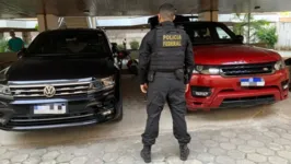  400 policiais federais, além de servidores da Receita Federal e da Controladoria-Geral da União, cumprem 95 mandados de busca e apreensão, 54 mandados de prisão temporária e seis mandados de prisão preventiva
