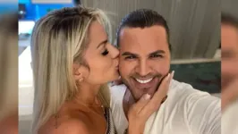 Eduardo Costa assumiu namoro com a influencer Mariana Polastreli, acusada pelo ex de  traição, fuga, abandono dos filhos.