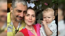 Letícia Colin ao lado do marido e do filho. Os três tiveram covid-19 e, na época, ficaram muito mal.