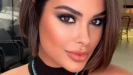 Ex-BBB Munik Nunes chamou a atenção com cliques pra lá de sensuais. 