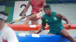 Campeão olímpico após a prova que garantiu o 5º ouro ao Brasil