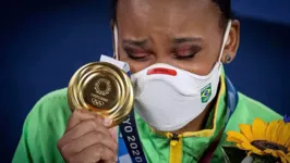  Rebeca Andrade conquistou a inédita medalha de ouro no salto