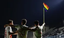 Imagem ilustrativa da notícia Vasco vence e faz manifestação pró LGBTQIA+