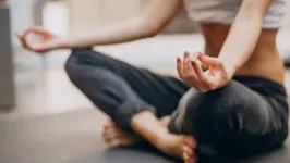Imagem ilustrativa da notícia Ansiedade: conheça três posições de yoga que podem aliviar