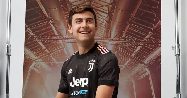 Imagem ilustrativa da notícia Clubes europeus lançam uniformes para a temporada