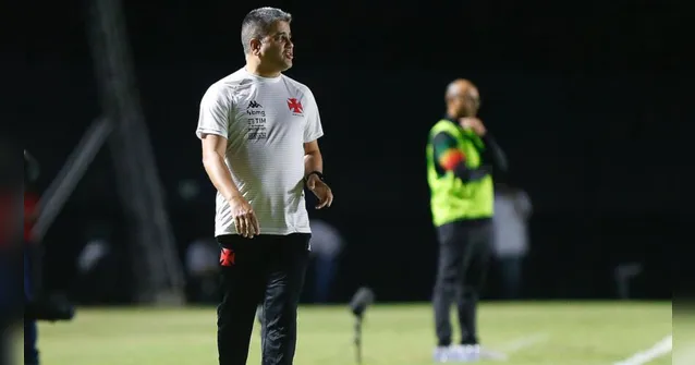 Imagem ilustrativa da notícia Vasco demite treinador após tropeço na Série B