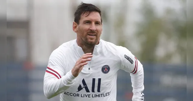 Imagem ilustrativa da notícia Vídeo: Treinador faz mistério sobre estreia de Messi no PSG