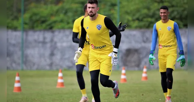 Imagem ilustrativa da notícia CBF autoriza goleiro a atuar pelo Paysandu