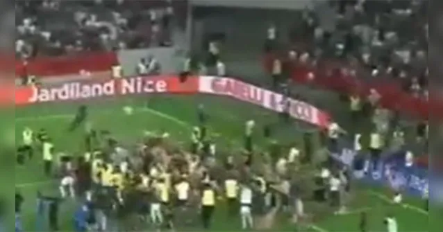 Imagem ilustrativa da notícia Dirigente detona torcida após invasão no Francês