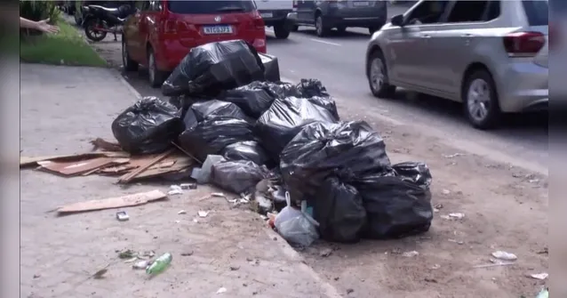 Imagem ilustrativa da notícia Vídeo: moradores reclamam de lixo na avenida Marquês