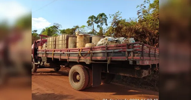 Imagem ilustrativa da notícia PF apreende combustível ilegal e prende três