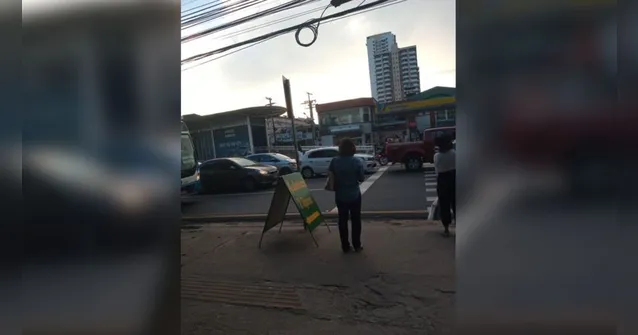 Imagem ilustrativa da notícia Colisão de 4 carros dificulta trânsito na Almirante Barroso