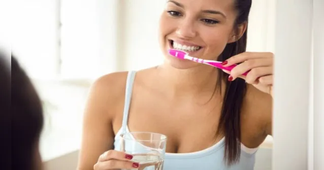 Imagem ilustrativa da notícia Julho Neon: mês é dedicado aos cuidados com a saúde bucal